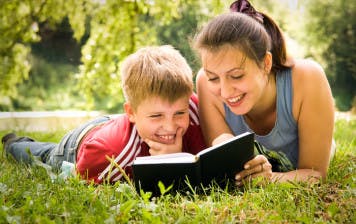 how to teach an autistic child to read